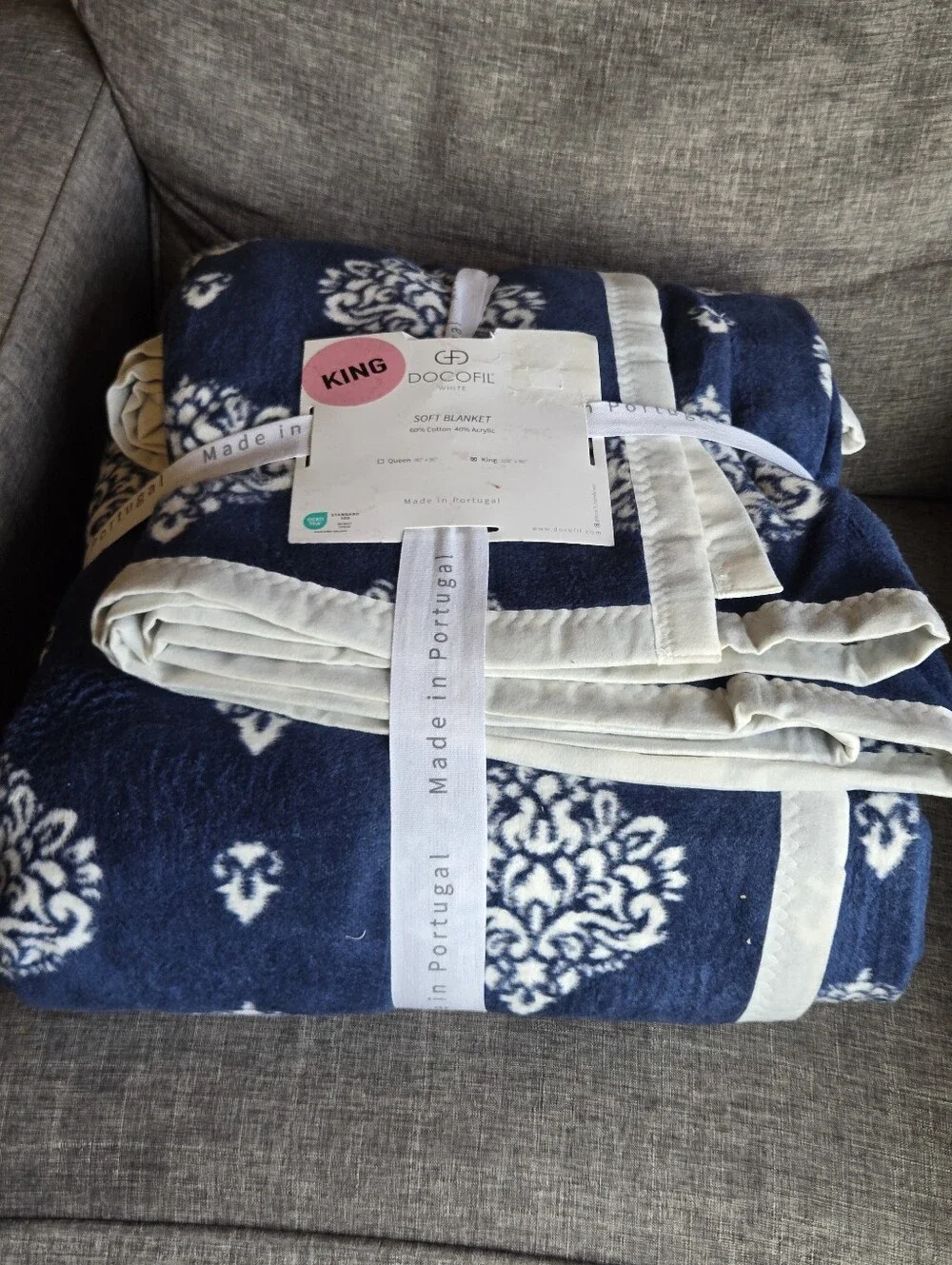 Docofil White King Size Blanket